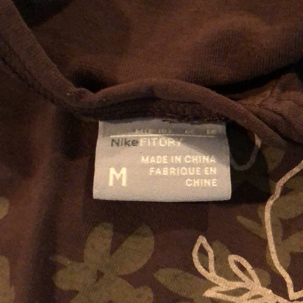 Nike ACG sleeveless top - Picture 4 of 7